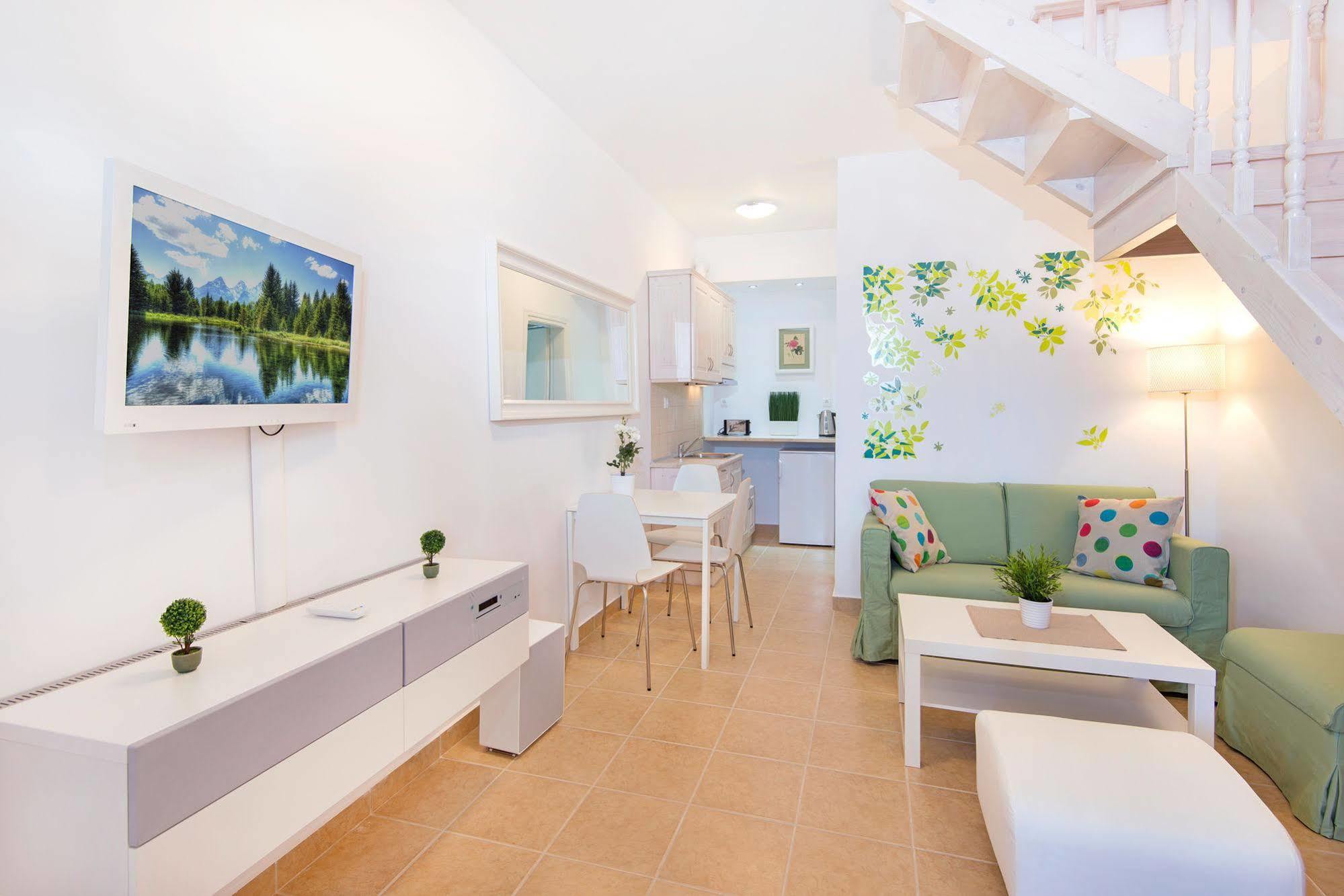 Lindos Harmony Suites מראה חיצוני תמונה